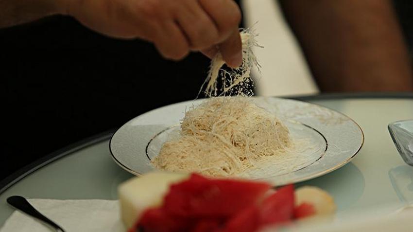 Yapımı 3 buçuk saat sürüyor yemesi 10 dakika! Tek başına yapılması mümkün değil: Çorum'un unutulmaya yüz tutmuş lezzeti geri döndü