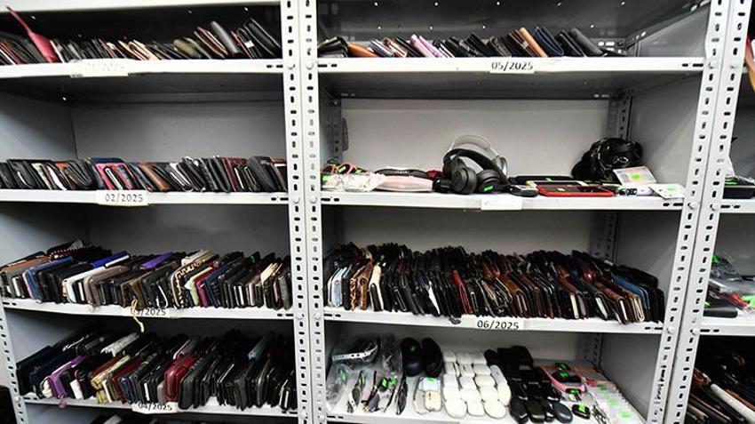 Cep Telefonu, matkap, bebek arabası... Başkentte toplu taşımada unutulan yüzlerce eşya sahiplerini bekliyor