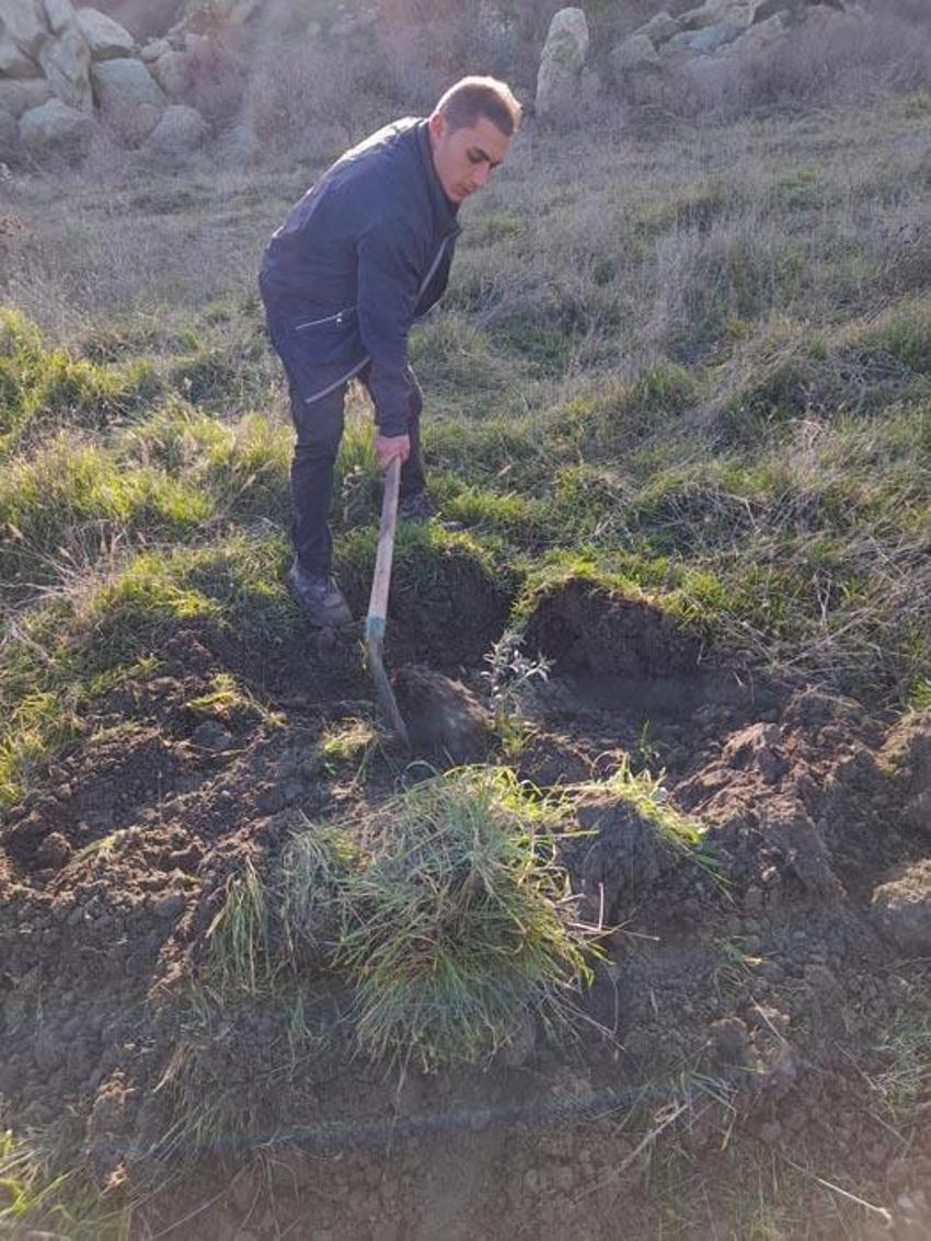 Manisa Demirci’de atıl araziler tarıma kazandırılıyor