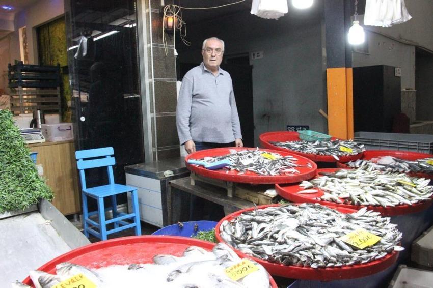 Aydın'da havaların soğumasıyla talep patladı! Satışlar esnafın yüzünü güldürüyor