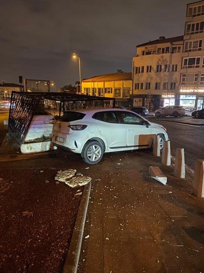 Ankara Altındağ'da sürekli trafik kazalarının yaşandığı türbede yine kaza oldu