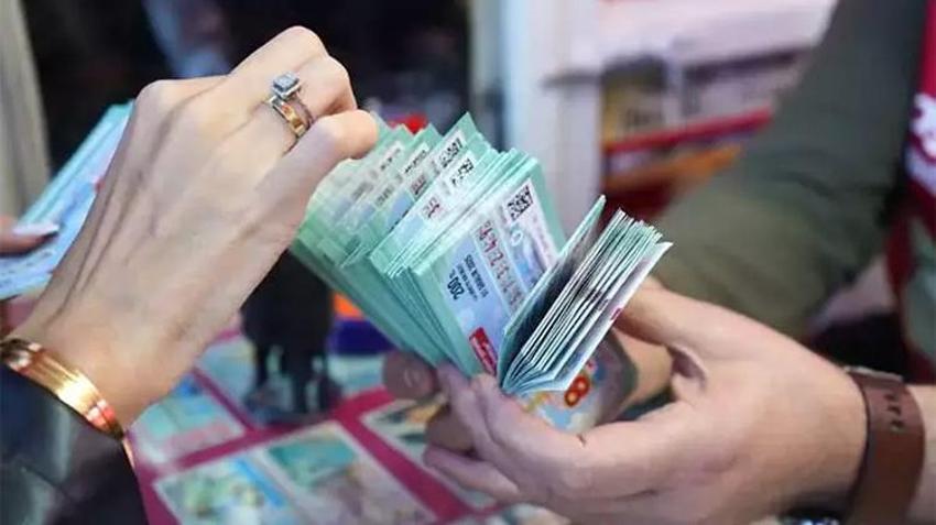 Antalya’da talih kuşu kuyruğu! 85 yıllık ‘şanslı bayi'de büyük hareketlilik... Türkiye'nin dört bir yanından geliyorlar