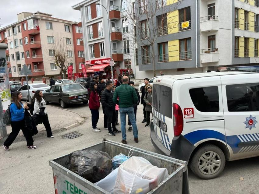 Eskişehir'de korku dolu dakikalar! 12 yaşındaki çocuk okul çıkışında bıçaklandı