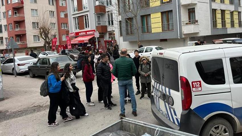 Eskişehir'de korku dolu dakikalar! 12 yaşındaki çocuk okul çıkışında bıçaklandı