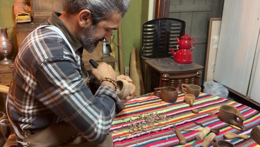 Osmaniye'de İskandinav işi yapmaya başladı: Bu iş için baba ocağını atölyeye çevirdi!