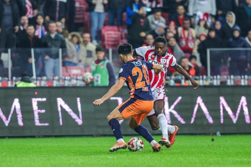Samsunspor dibi gördü! Başakşehir maçı sonrası tablo ortaya çıktı, 0 çektiler