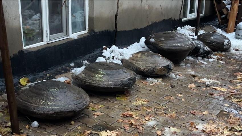 Irak sınırında yol çalışmasında çıktı: 6 gizemli taş 1 ton geliyor! "Merak edip etrafını kazdım"