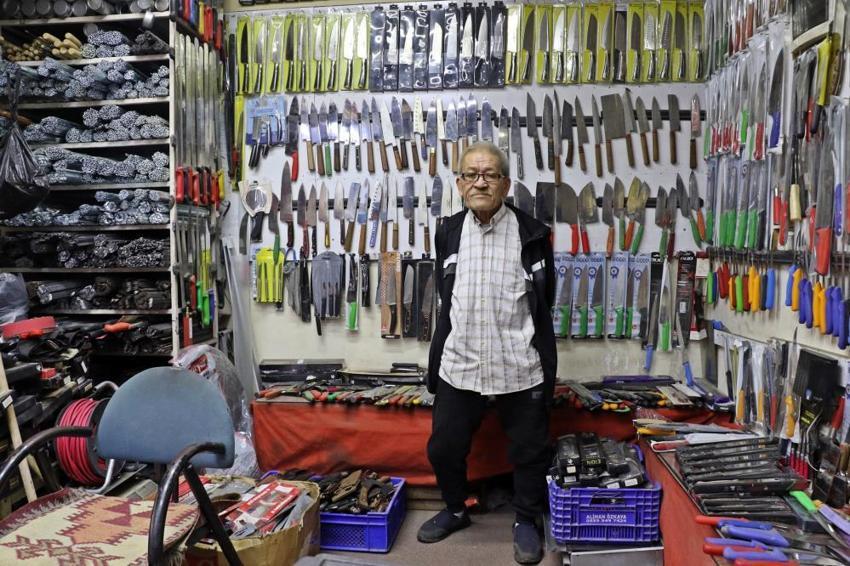 60 bin lira maaşla çalışacak eleman bulamıyor! 65 yaşındaki ustaya Türkiye'nin her yerinden sipariş yağıyor