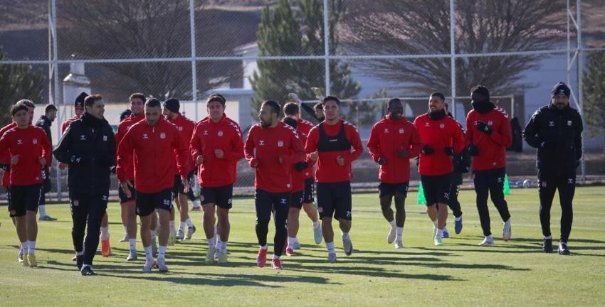 Sivasspor'da Mehmet Altıparmak transferi itiraf etti