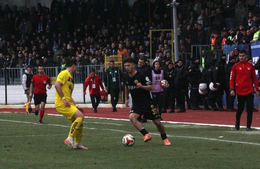 Eskişehirspor 3-0 yenildi, ortalık karıştı: İstifa edin, yeniden amatöre düşmemiz lazım