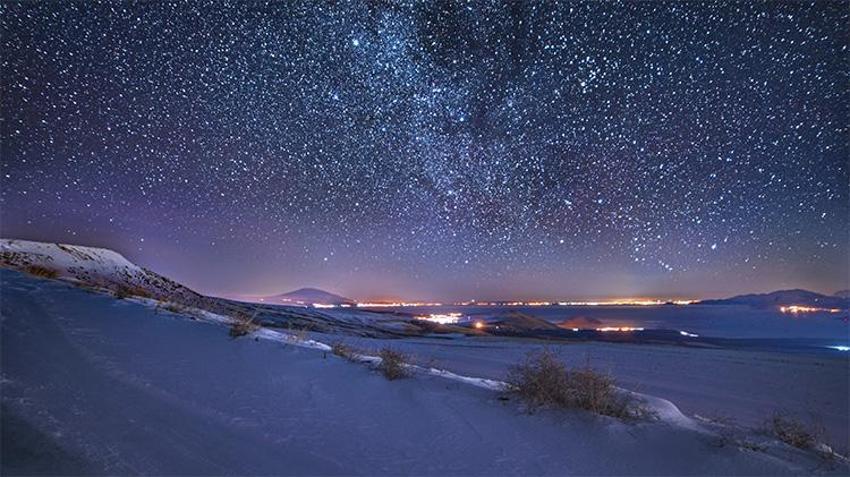 Geminid’ler Van Gölü’nü aydınlattı! Ortaya kartpostallık görüntüler çıktı