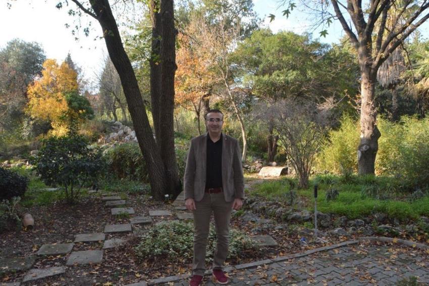 Denizli'nin dağlarında yeni bir tür doğdu! Emekli öğretmen doğa yürüyüşünde keşfetti