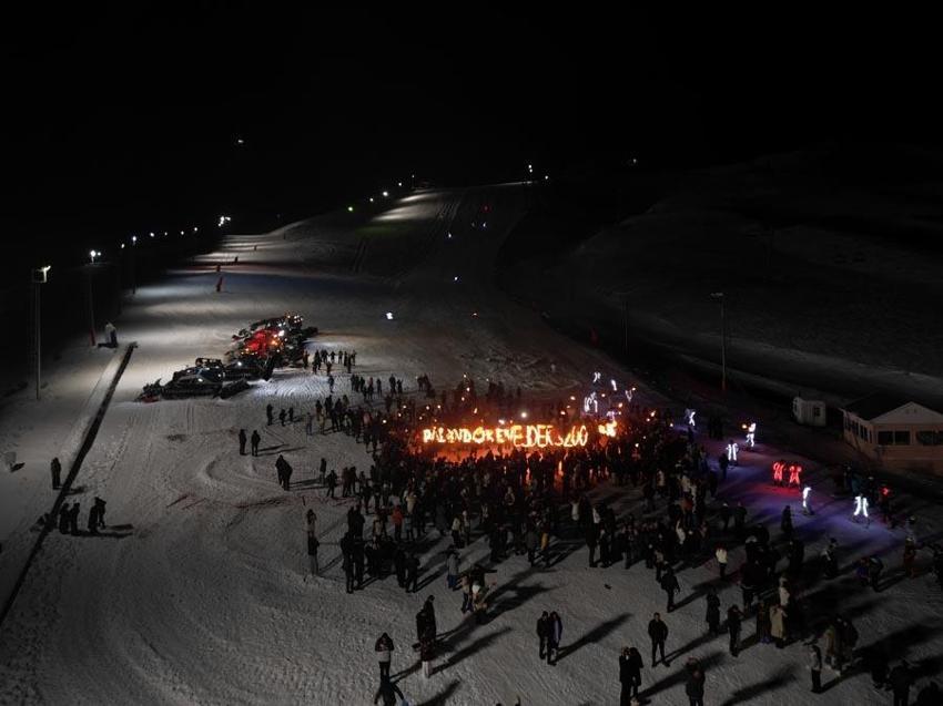 Erzurum Palandöken Kayak Merkezi'nde kayak sezonu resmi olarak başladı