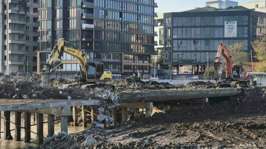Samsun'daki riskli köprünün yıkımına başlandı! Bölgeye girişler kapatıldı