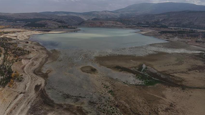 Konya çölleşiyor! İçme suyu kaynakları tek tek kuruyor: Şehir merkezinde onlarca kuyu açıldı