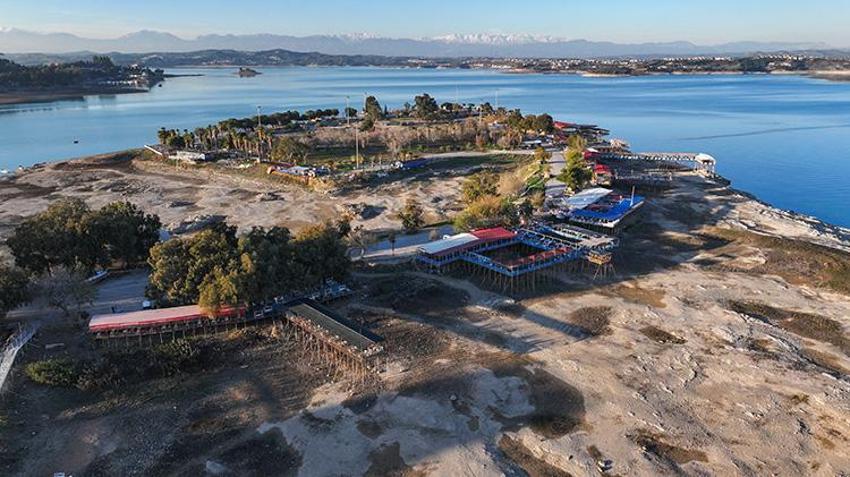 Seyhan Gölü kıyısında işgal devri bitiyor: Salı gününe kadar süre verildi, hepsi yıkılacak!
