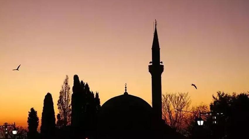 Üç aylarda çekilecek tesbihler nelerdir?