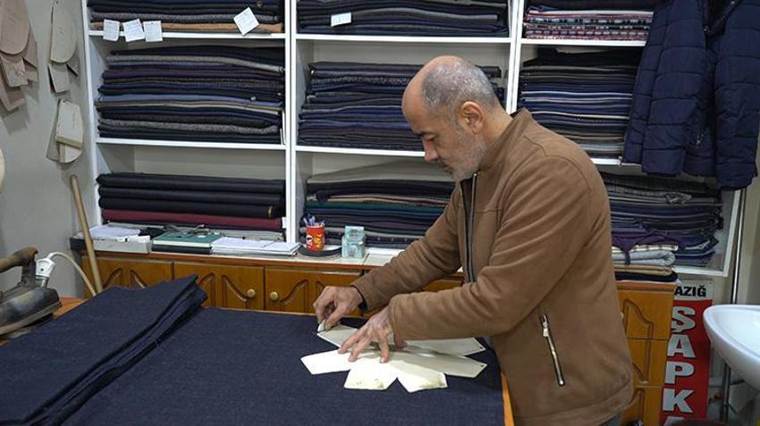 Her köşesinde ayrı bir sır gizli: Elazığ’ın yöresel kasketi dünyayı geziyor! Beyazıt Öztürk ve Cumhurbaşkanı Erdoğan’a hediye gitti