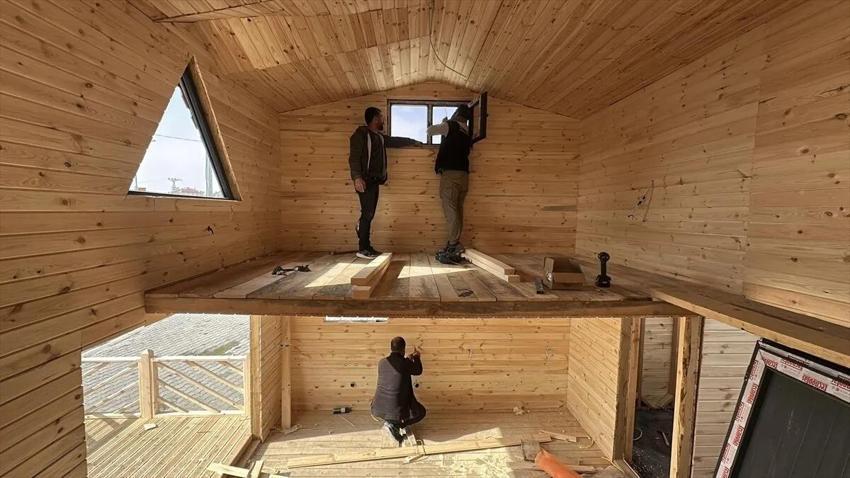 10 yıl Bursa'da imal ettiler: İki kardeş Van'a dönüp ihracata başladı! 4 mevsim işe yarıyor