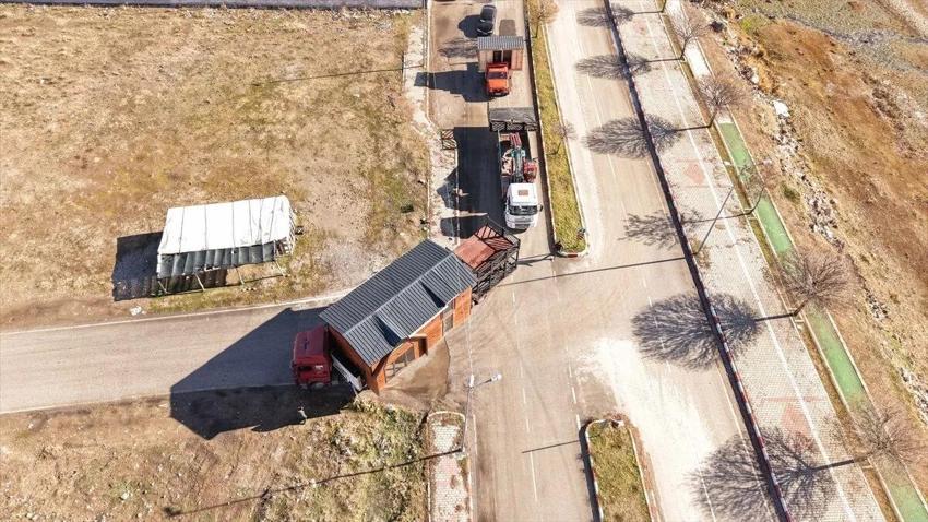 10 yıl Bursa'da imal ettiler: İki kardeş Van'a dönüp ihracata başladı! 4 mevsim işe yarıyor
