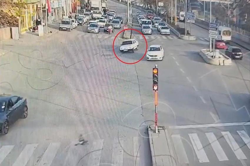 Kırıkkale’de film sahnelerini aratmayan anlar, polis böyle etkisiz hale getirdi: Ehliyetsiz sürücünün faturası ağır oldu