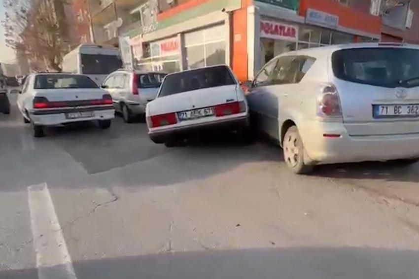 Kırıkkale’de film sahnelerini aratmayan anlar, polis böyle etkisiz hale getirdi: Ehliyetsiz sürücünün faturası ağır oldu