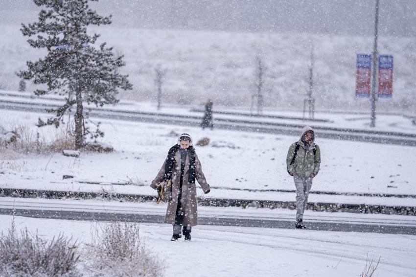 Kar ve gök gürültülü sağanak kuvvetli geliyor! Meteoroloji uyardı: 10 ilde kar, 28 ilde yağmur alarmı