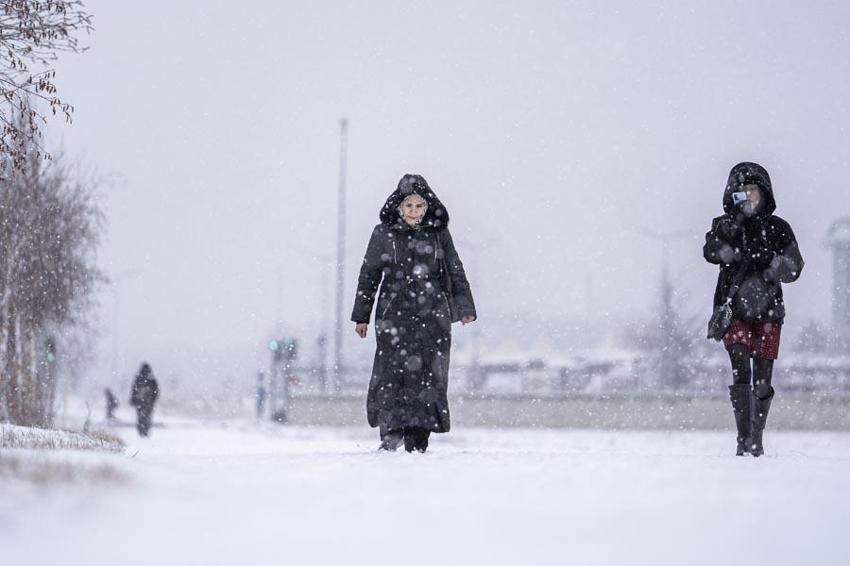 Kar ve gök gürültülü sağanak kuvvetli geliyor! Meteoroloji uyardı: 10 ilde kar, 28 ilde yağmur alarmı