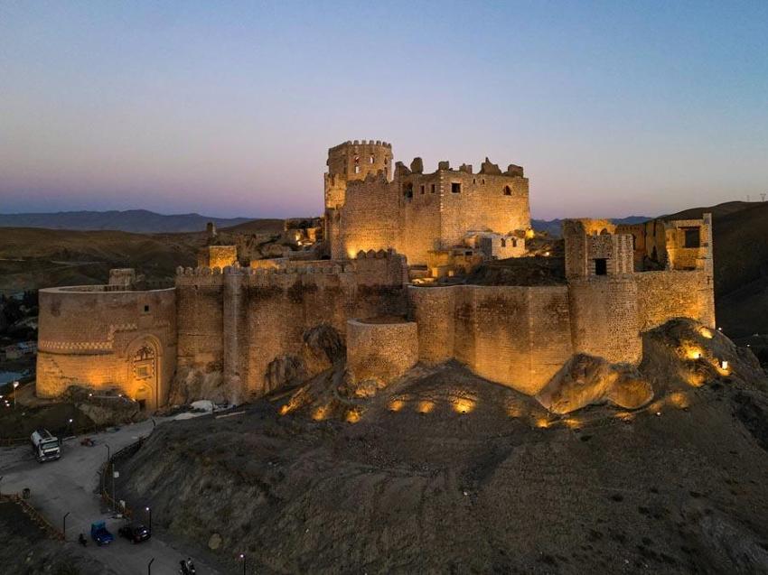 Van'da turizm projelerine dev destek! Bölge için önemli çalışmalar devam ediyor