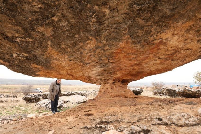Diyarbakır'da zemin kaydıkça oluştu! Köylü hareket halinde fark etti: Sırrı araştırılıyor