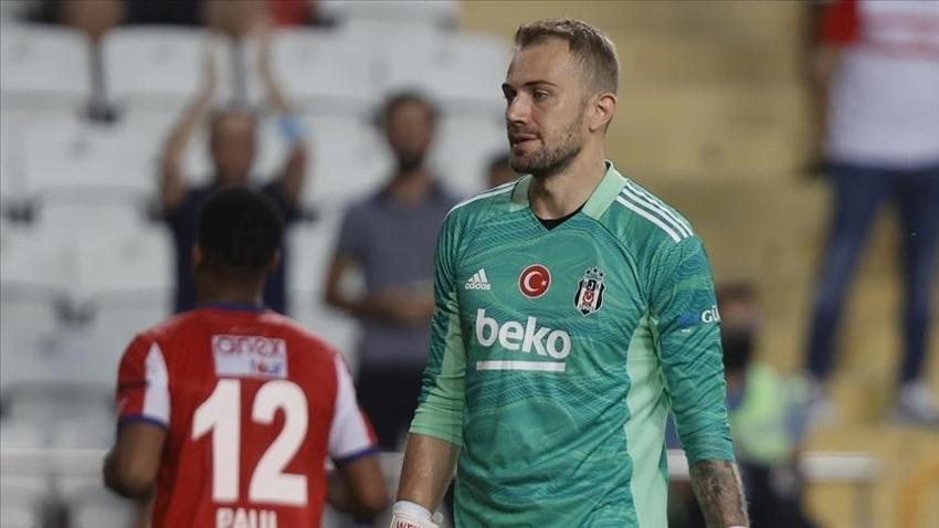 Samsunspor ara transferde rotasını Beşiktaş'a çevirdi! 36 yaşındaki file bekçisini yakından takip ediyor