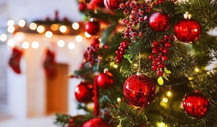 Sevgiliye Yılbaşı Hediyeleri: Romantik, Anlamlı ve Özel Fikirler