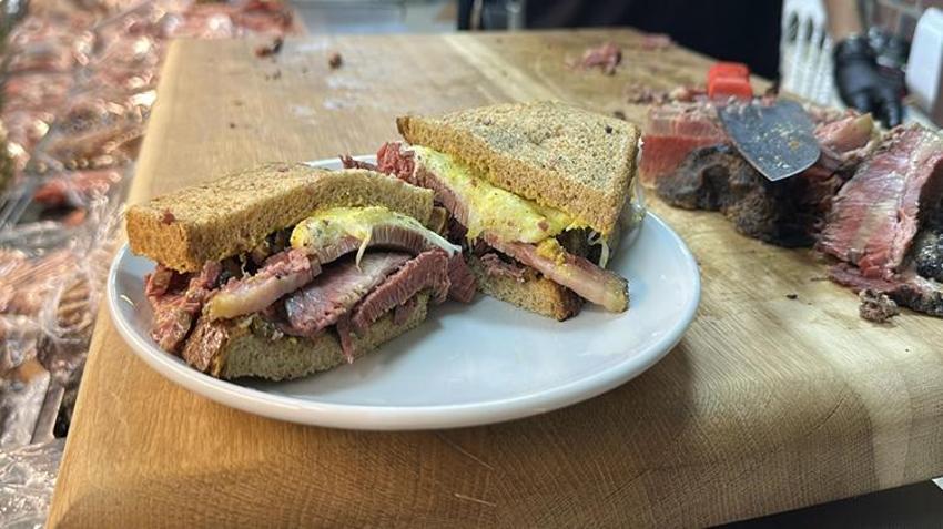 Amerika’da gördü, Kütahya’da denedi! Herkes onu konuşuyor: Çevre illerden akın akın geliyorlar