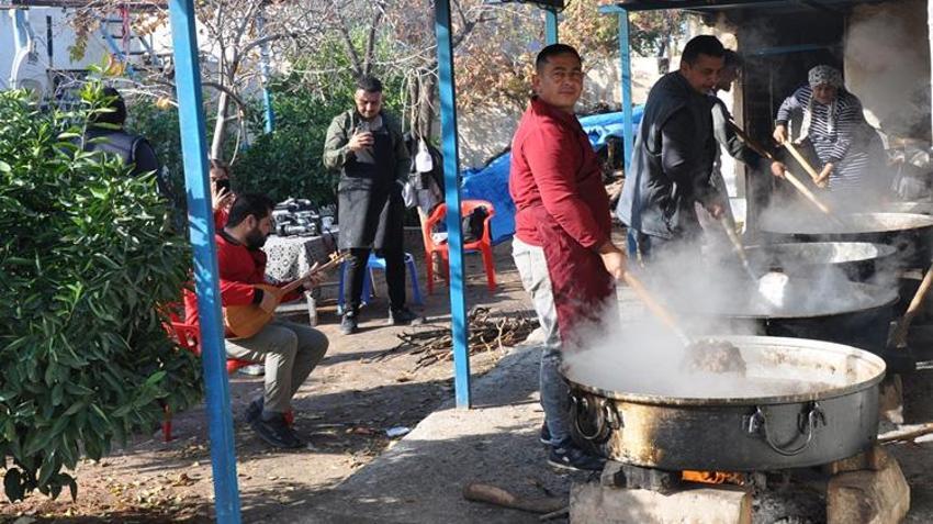 Mardin’de kazanlar kaynamaya başladı! Tam 7 saat sürüyor: Dakikalar içinde bitiyor