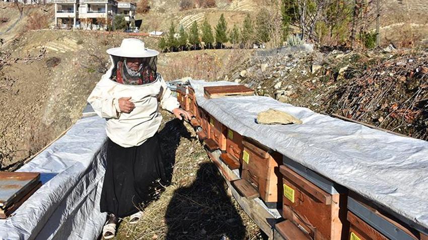 Eşini kaybetti, işine sarıldı! Şırnak'ın tek kadın üreticisi oldu, 5 evladını bu iş sayesinde okuttu
