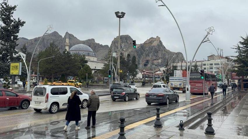 İstanbul'a kar geliyor: Meteoroloji hava durumu raporuyla uyardı, Prof. Dr. Orhan Şen 3 güne dikkat çekti