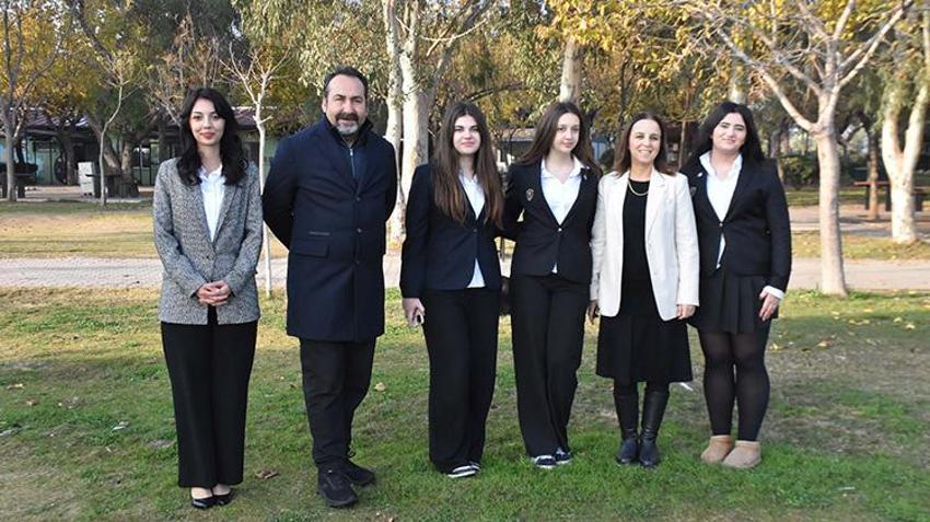 İzmirli lise öğrencileri geliştirdi! Küresel krize çözüm olacak, Paris'e gidiyorlar