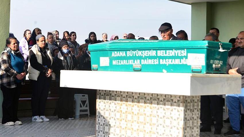 Adana'yı yıkan manzara! Anne çocuklarını yan yana toprağa verdi: 'Bu acıya nasıl dayanırım'