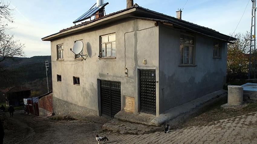 Kastamonu'da 1700 Yıllık Roma hazinesinin üzerinde yaşıyorlar! Evlerinden çıktı, köylüler duvarlarına taşıdı