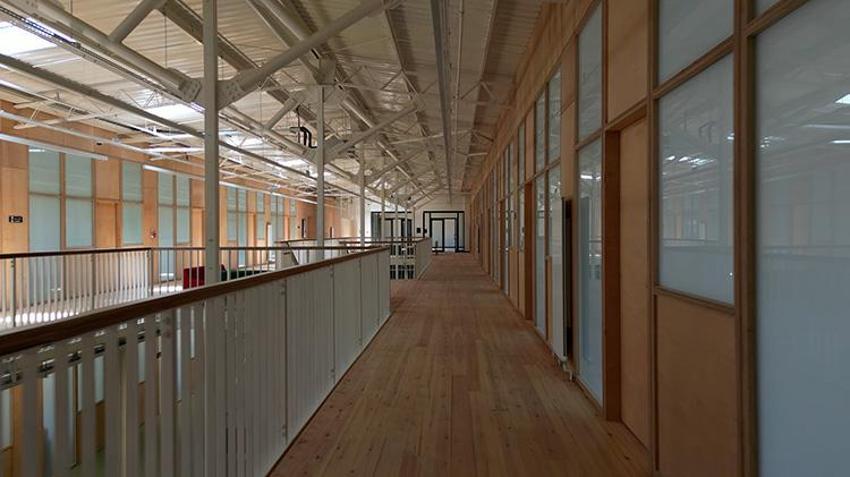 Eskiden sigara paketleniyordu, şimdi İHA ve SİHA mühendisleri yetişiyor: Samsun'un dev tütün hangarları artık 'beyin' üretiyor!