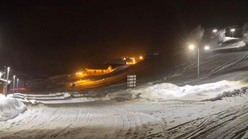 Rize’de kar kalınlığı 77 santimetreye ulaştı