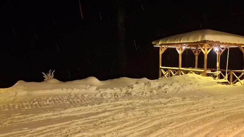 Rize’de kar kalınlığı 77 santimetreye ulaştı