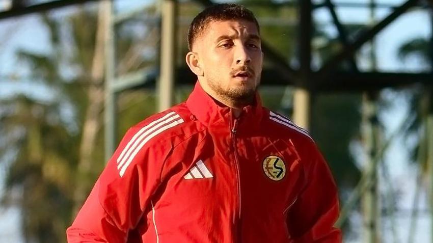 Eskişehirspor’da başladı! Hakan Şapçı, Antalya'da karar verdi