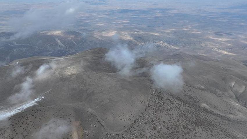 Niğde'de çoban tesadüfen bulunan antik kente, Atatürk’ün talimatıyla ilk kazma vurulmuştu! Niğde’nin zirvesindeki 2 bin 800 yıllık sır gizemini koruyor