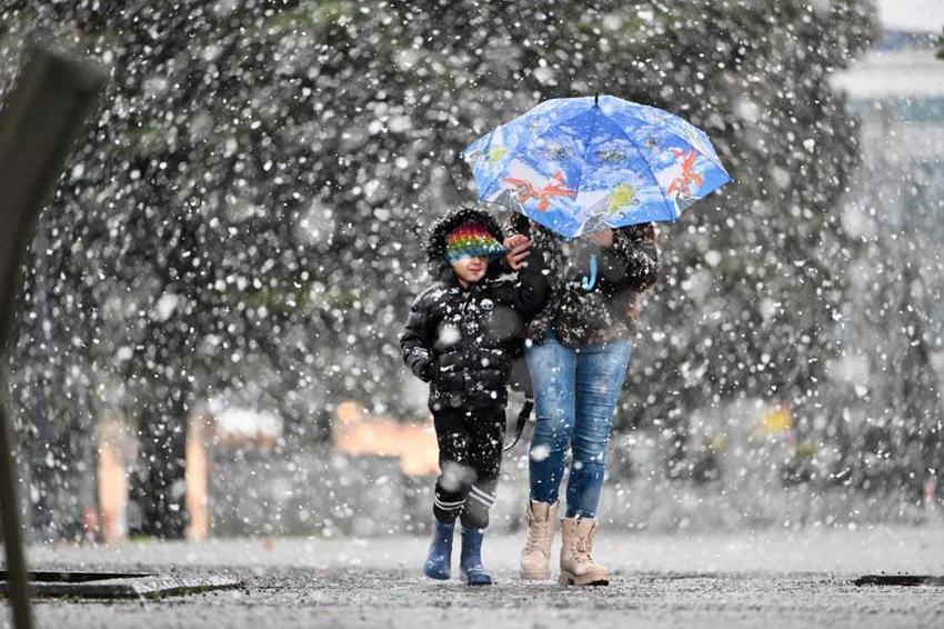 Yoğun kar yağışı ve yağmur kuvvetli geliyor! Meteoroloji'den hava durumu raporuyla 38 ili uyardı