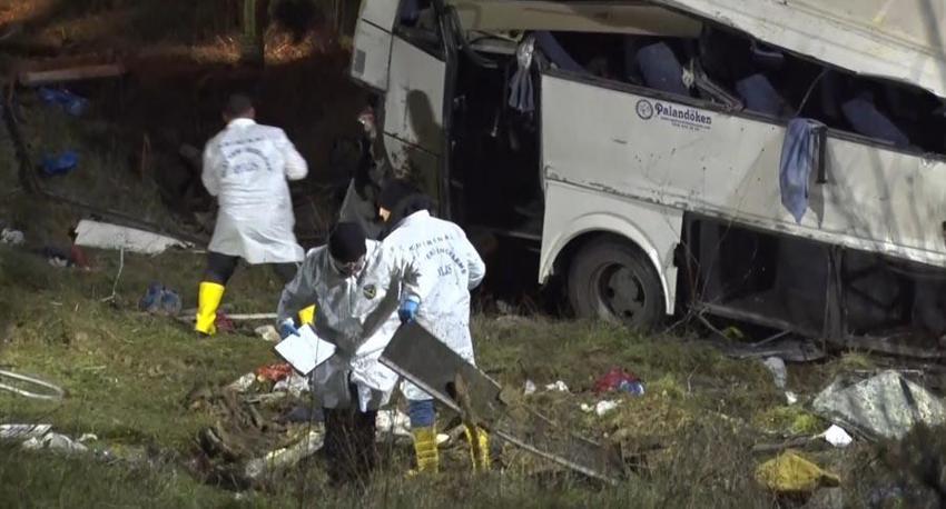 İstanbul Esenyurt'ta işçi servisi şarampole yuvarlandı; 4 ölü 3'ü ağır 7 yaralı