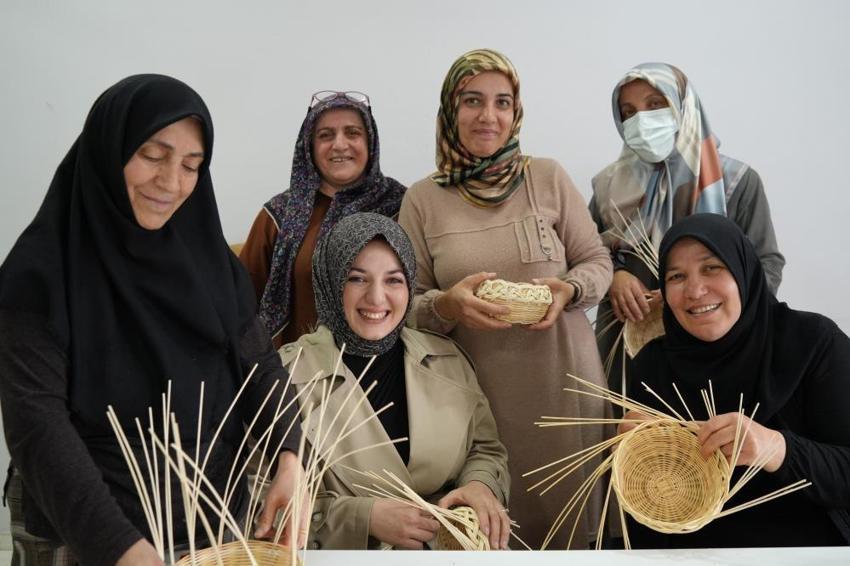 Bu merkezde umut tasarlanıyor! Erzincan'da başladı, kadınlar akın ediyor