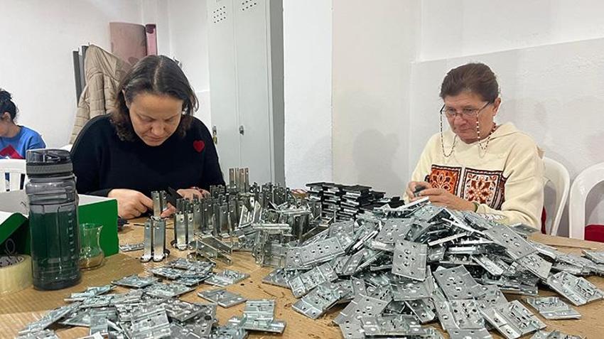 Edineli kadın muhtar mahallede istihdam yarattı! 120 kadına ek gelir kapısı açtı