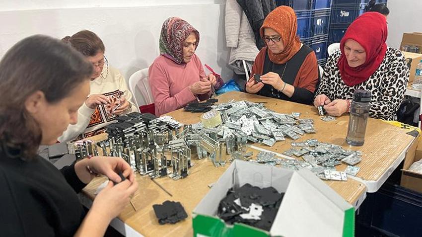 Edineli kadın muhtar mahallede istihdam yarattı! 120 kadına ek gelir kapısı açtı