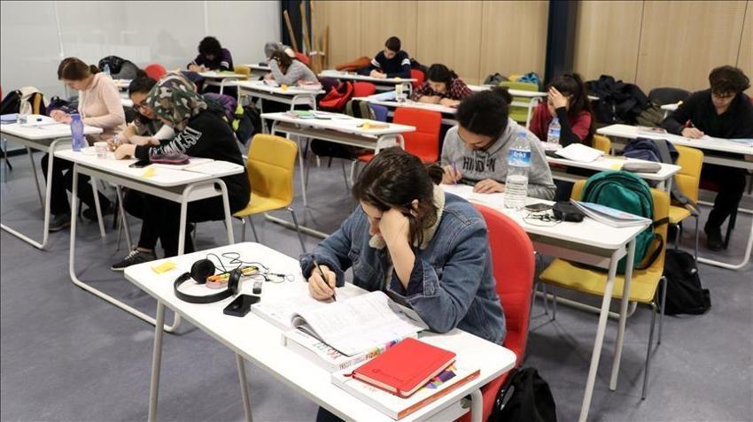 İstanbul yılbaşında okullar tatil mi? Yılbaşı günü 1 Ocak ve 31 Aralık’ta İstanbul'da okullar kapalı mı, ders var mı? (Valilik Açıklaması)